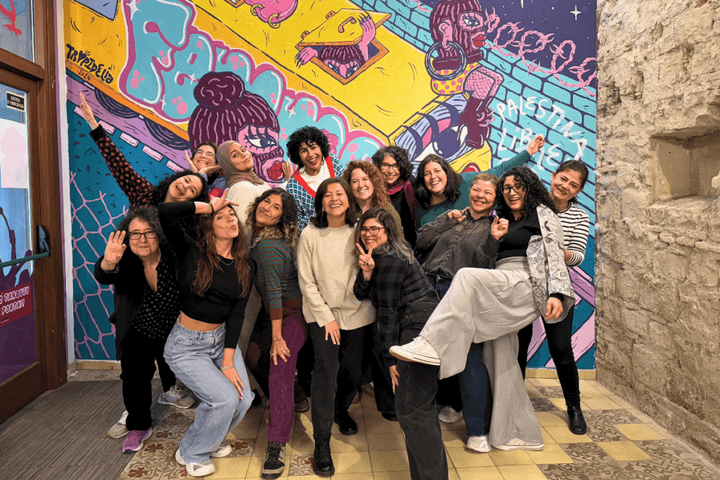Formación, facilitación y donaciones
