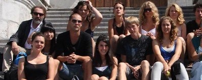 Gizarteratze zerbitzuak ikuspegi integratzaile eta ekologiko batetik.