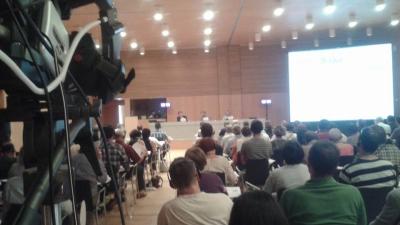 Erreka Multimedian soluzio integralak eskaintzen ditugu informatikan, diseinu grafikoan, inprentan eta ikus-entzunezko zerbitzuetan, bezero bakoitzaren beharretara egokituta. Abangoardiako teknologia eta proiektu bakoitzean kalitatea, sormena eta ber